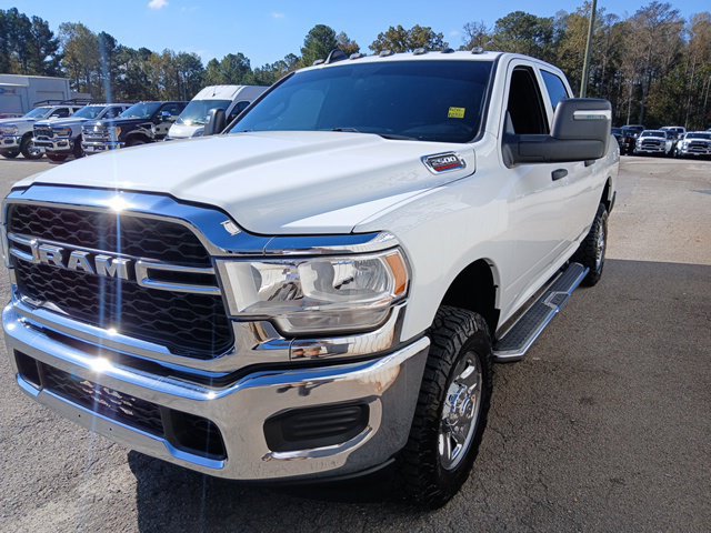 Used 2024 RAM 2500 Tradesman w/ Chrome Appearance Group AWD/4WD image 11