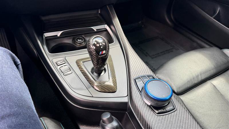 Used 2018 BMW M2 w/ Executive Package RWD image 25