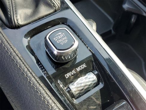 Used 2019 Volvo XC90 T6 Momentum w/ Advanced Package image 35