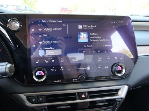 Used 2023 Lexus RX 350 Premium Plus w/ Cold Area Package AWD/4WD image 23