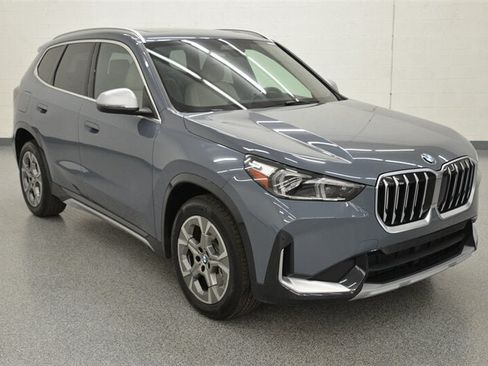 Used 2023 BMW X1 xDrive28i w/ Convenience Package AWD/4WD image 7