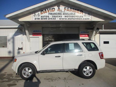 Used 2009 Ford Escape XLS image 12