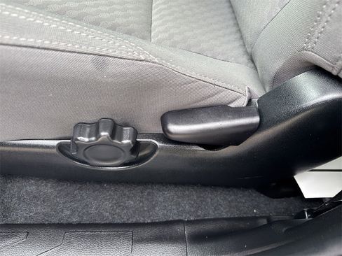 Used 2023 Toyota Tacoma SR w/ SR Convenience Package image 17