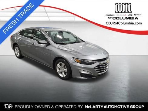Used 2024 Chevrolet Malibu LT FWD image 1