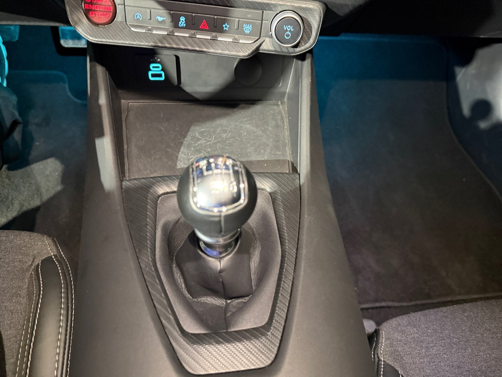 Used 2025 Ford Mustang GT RWD image 26