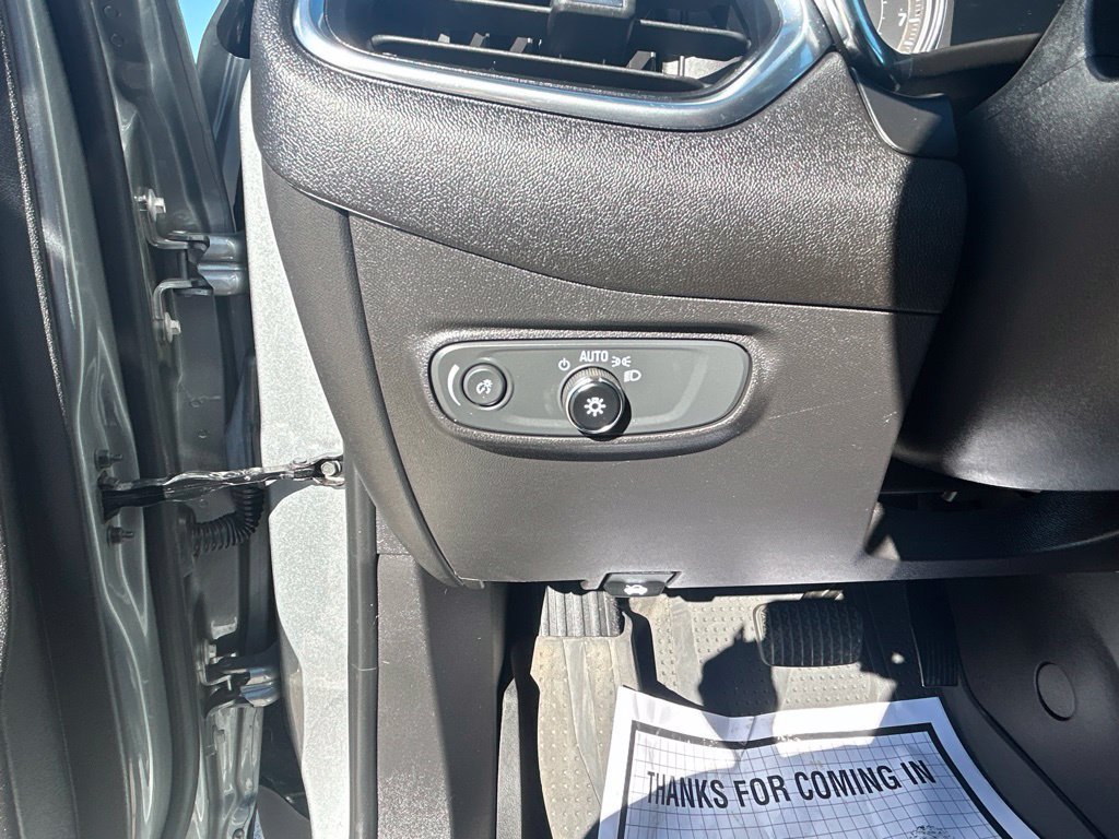 Used 2023 Chevrolet Equinox LT w/ LPO, Floor Liner Package AWD/4WD image 19