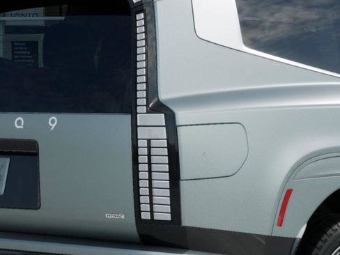 New 2026 Hyundai Ioniq 9 Calligraphy image 10