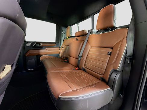 Used 2024 GMC Sierra 2500 Denali Ultimate image 26