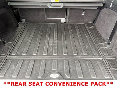 Used 2025 Land Rover Discovery S AWD/4WD image 35
