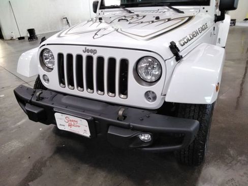Used 2018 Jeep Wrangler Unlimited Sport w/ Dual Top Group image 12
