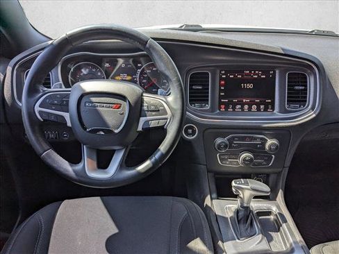 Used 2015 Dodge Charger R/T w/ Driver Confidence Group RWD image 14