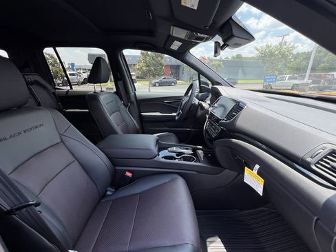 New 2026 Honda Ridgeline Black Edition image 6