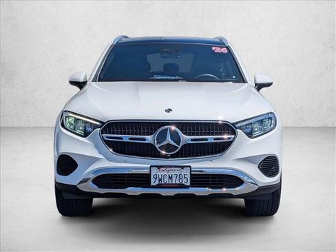 Used 2026 Mercedes-Benz GLC 300 4MATIC image 2