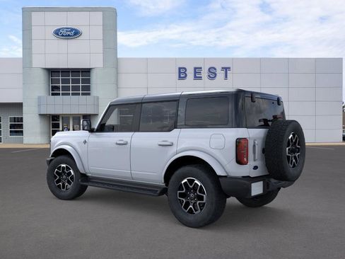 New 2025 Ford Bronco Outer Banks image 4