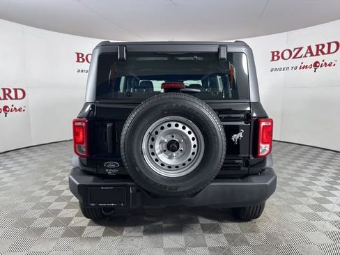 New 2025 Ford Bronco 4-Door image 6