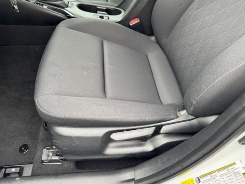 Used 2024 Toyota Corolla LE image 14