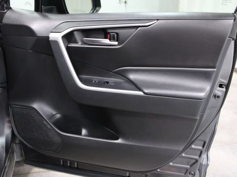 Used 2023 Toyota RAV4 XLE Premium FWD image 32