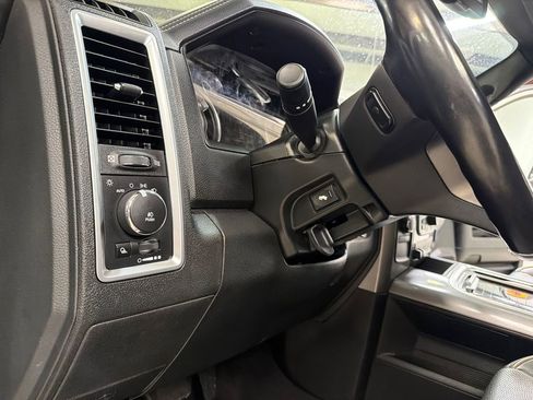 Used 2017 RAM 3500 Laramie Longhorn AWD/4WD image 31