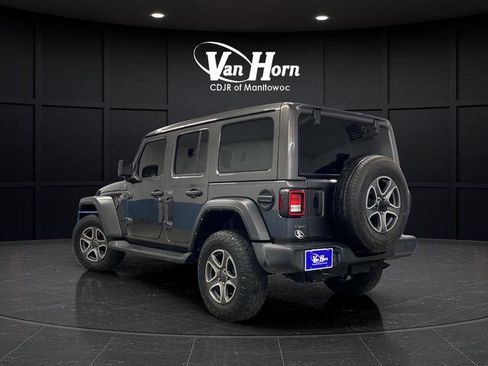 Used 2022 Jeep Wrangler Unlimited Sport w/ Sun And Sound Package AWD/4WD image 5