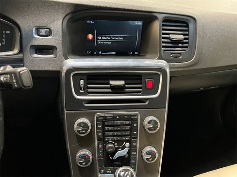 Used 2015 Volvo S60 T5 Premier image 29