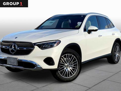 Certified 2026 Mercedes-Benz GLC 300 4MATIC image 1