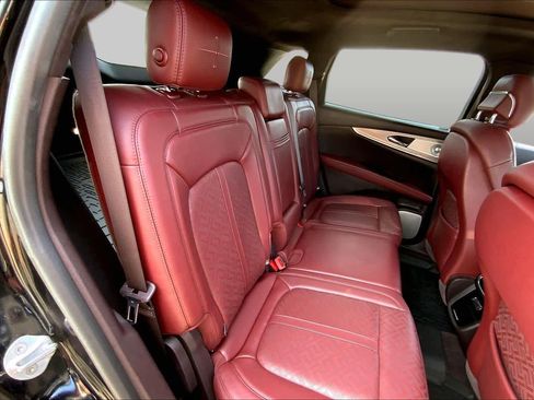 Used 2019 Lincoln Nautilus Black Label AWD/4WD image 19
