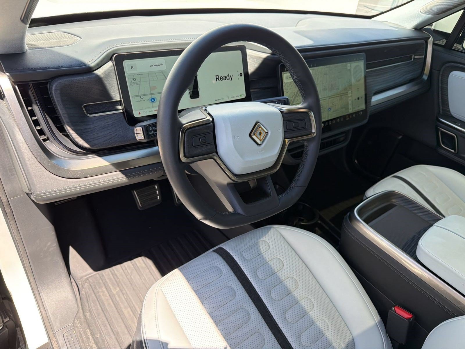 Used 2023 Rivian R1S Adventure Quad AWD/4WD image 3