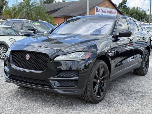 Used 2017 Jaguar F-PACE Prestige AWD/4WD image 3