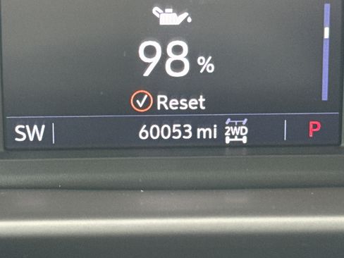 Used 2022 Chevrolet Silverado 2500 LT w/ Convenience Package image 20