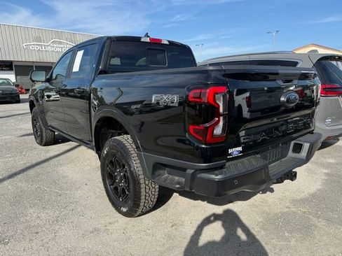 Used 2025 Ford Ranger Lariat w/ FX4 Off-Road Package image 4