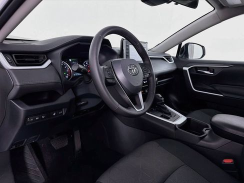 Used 2022 Toyota RAV4 XLE w/ Convenience Package AWD/4WD image 14