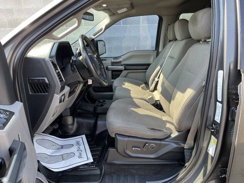 Used 2018 Ford F150 XLT w/ Equipment Group 302A Luxury AWD/4WD image 12