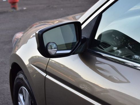 Used 2009 Honda Accord LX-P image 38