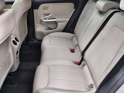 Used 2026 Mercedes-Benz GLA 250 4MATIC image 21