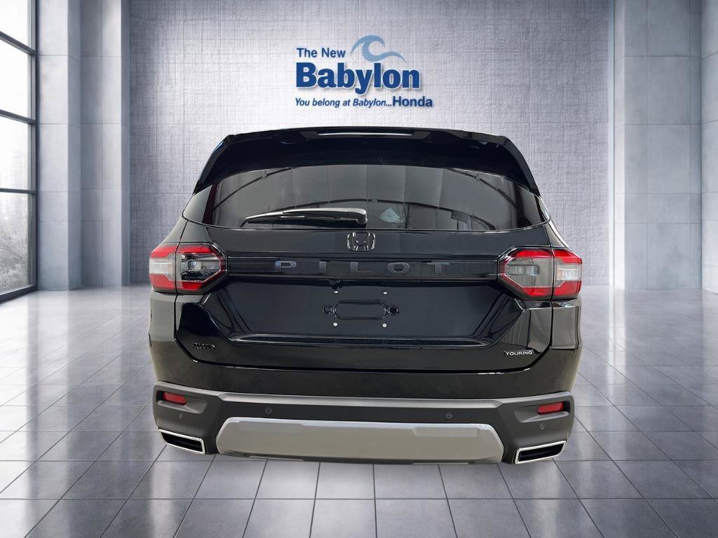 New 2026 Honda Pilot Touring image 4