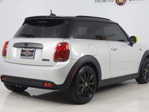 Used 2021 MINI Cooper SE w/ 6.5" Touchscreen Package FWD image 3