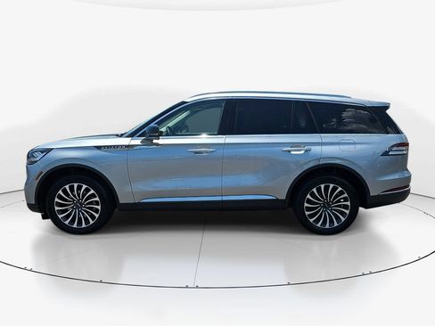 Used 2023 Lincoln Aviator AWD w/ Premium Package image 10