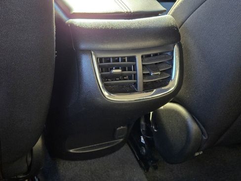 Used 2023 Chevrolet Malibu LT image 15