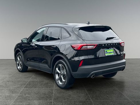 Used 2025 Ford Escape ST-Line image 5