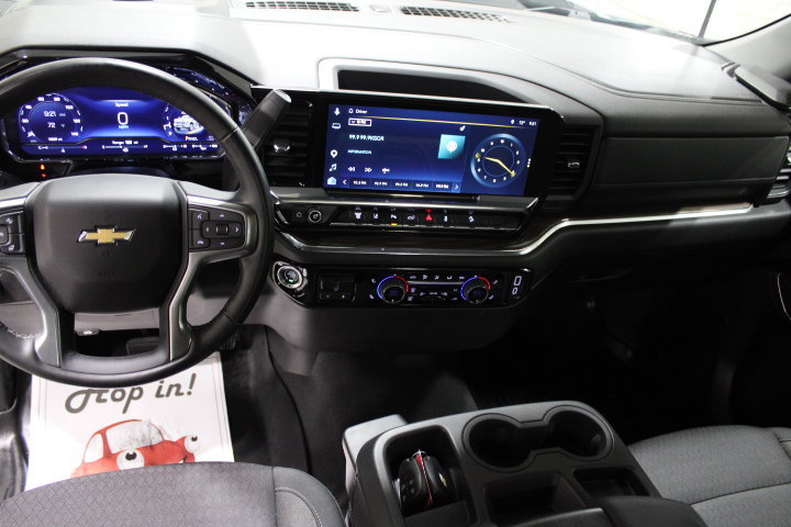 Used 2025 Chevrolet Silverado 2500 LT AWD/4WD image 24