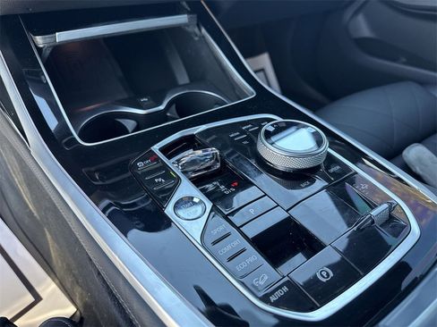 Used 2023 BMW X7 xDrive40i w/ M Sport Package image 20