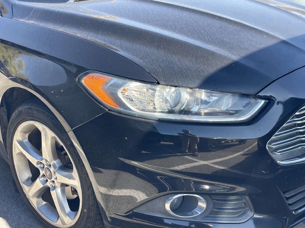 Used 2014 Ford Fusion SE FWD image 11
