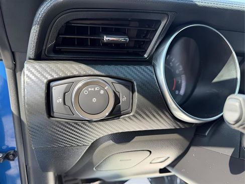 Used 2021 Ford Mustang Coupe RWD image 19