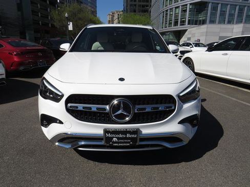 Used 2025 Mercedes-Benz GLA 250 4MATIC image 6