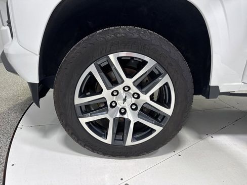 Used 2023 Chevrolet Colorado Z71 w/ Z71 Convenience Package 2 image 7