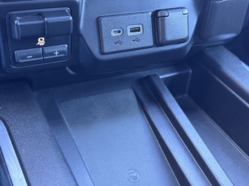 Used 2021 GMC Sierra 1500 AT4 w/ AT4 Preferred Package image 34