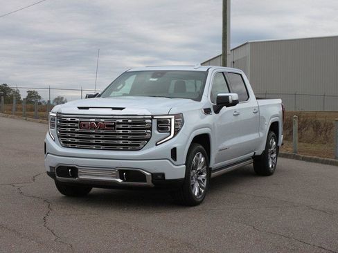 New 2026 GMC Sierra 1500 Denali image 2