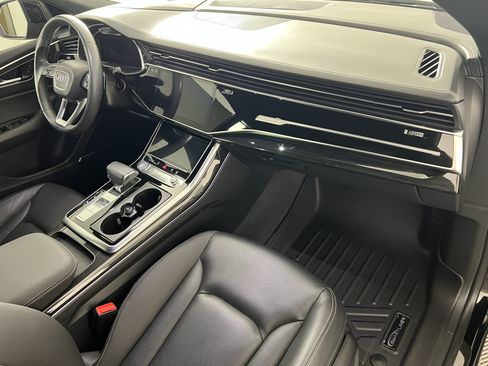 Used 2019 Audi Q8 Prestige w/ Interior Protection Package AWD/4WD image 26