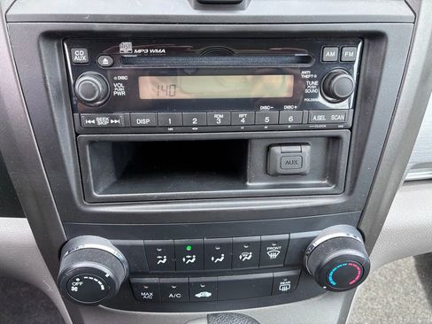 Used 2010 Honda CR-V LX image 29