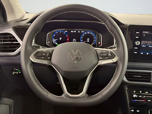 New 2026 Volkswagen Taos SEL image 11